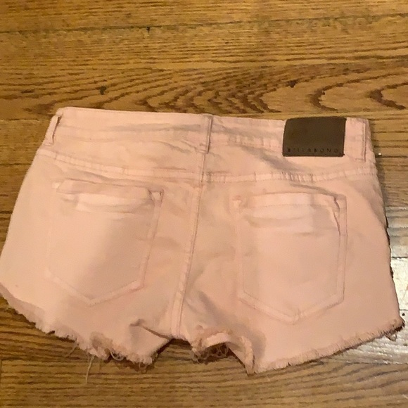 BillyABong  shorts - Picture 2 of 3